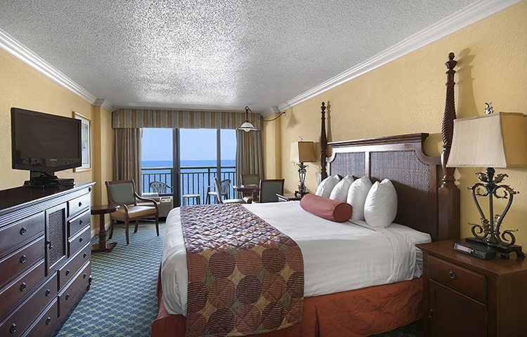 Holiday Inn Tower Oceanfront King Efficiency 